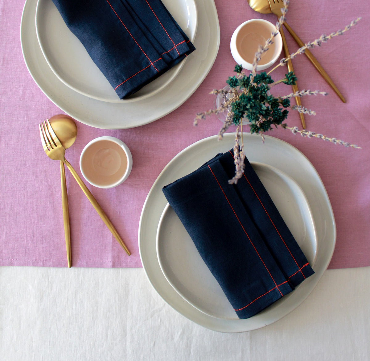 Woodrose Table Runner, Linen